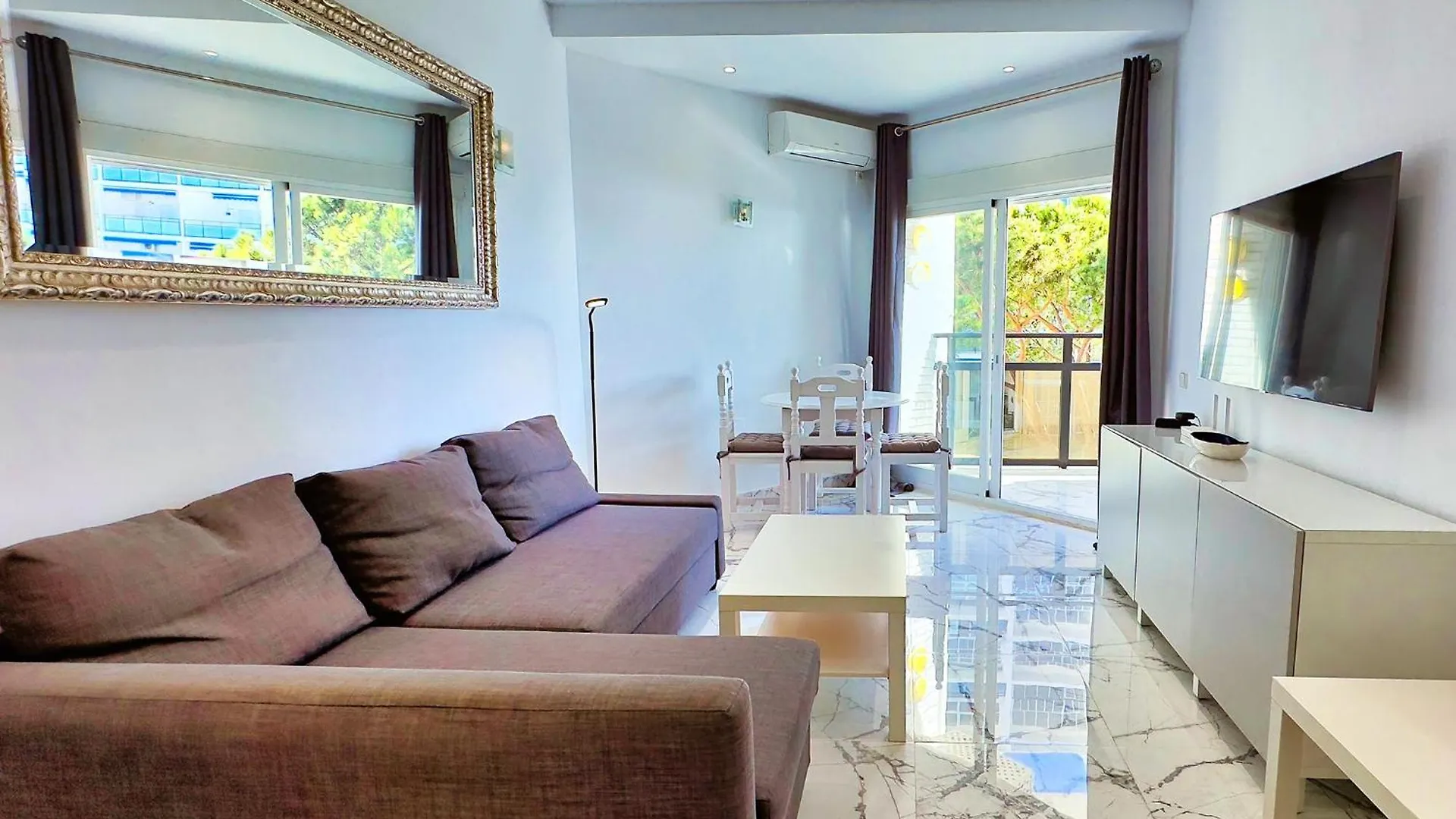 Skol 424 Stunning One-Bedroom Apartment With Sea Views Marbella Spain