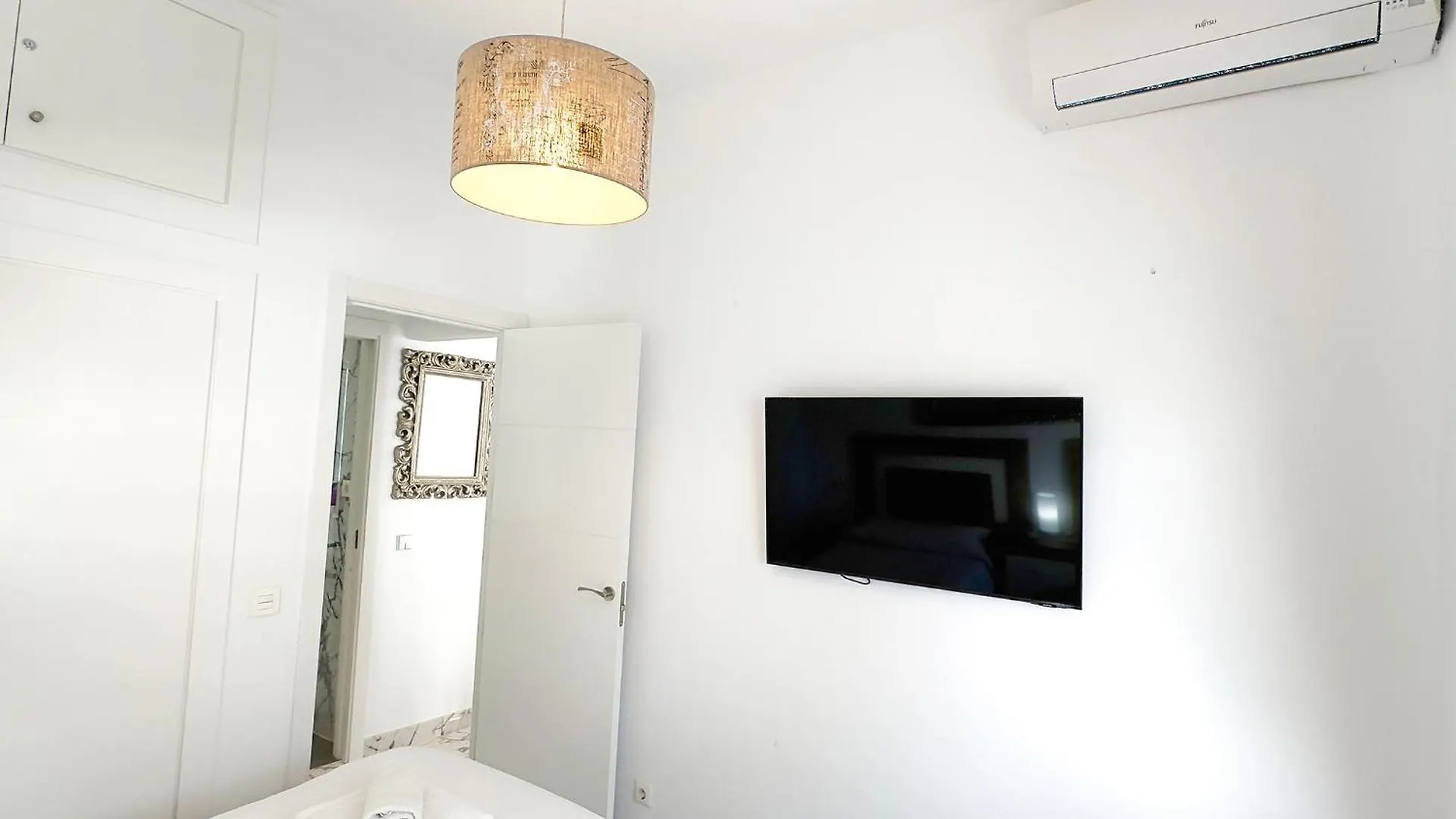 Skol 424 Stunning One-Bedroom Apartment With Sea Views Marbella