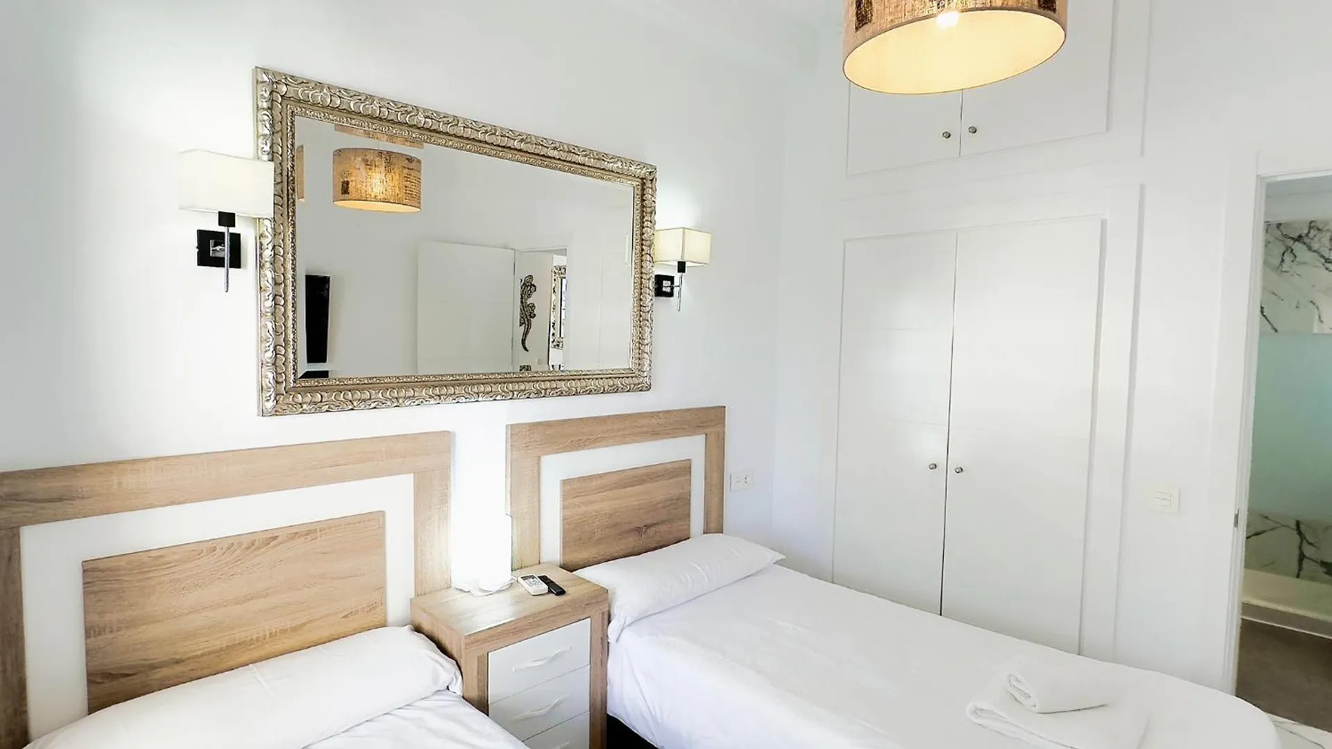 Skol 424 Stunning One-Bedroom Apartment With Sea Views Marbella 0*,  Spain