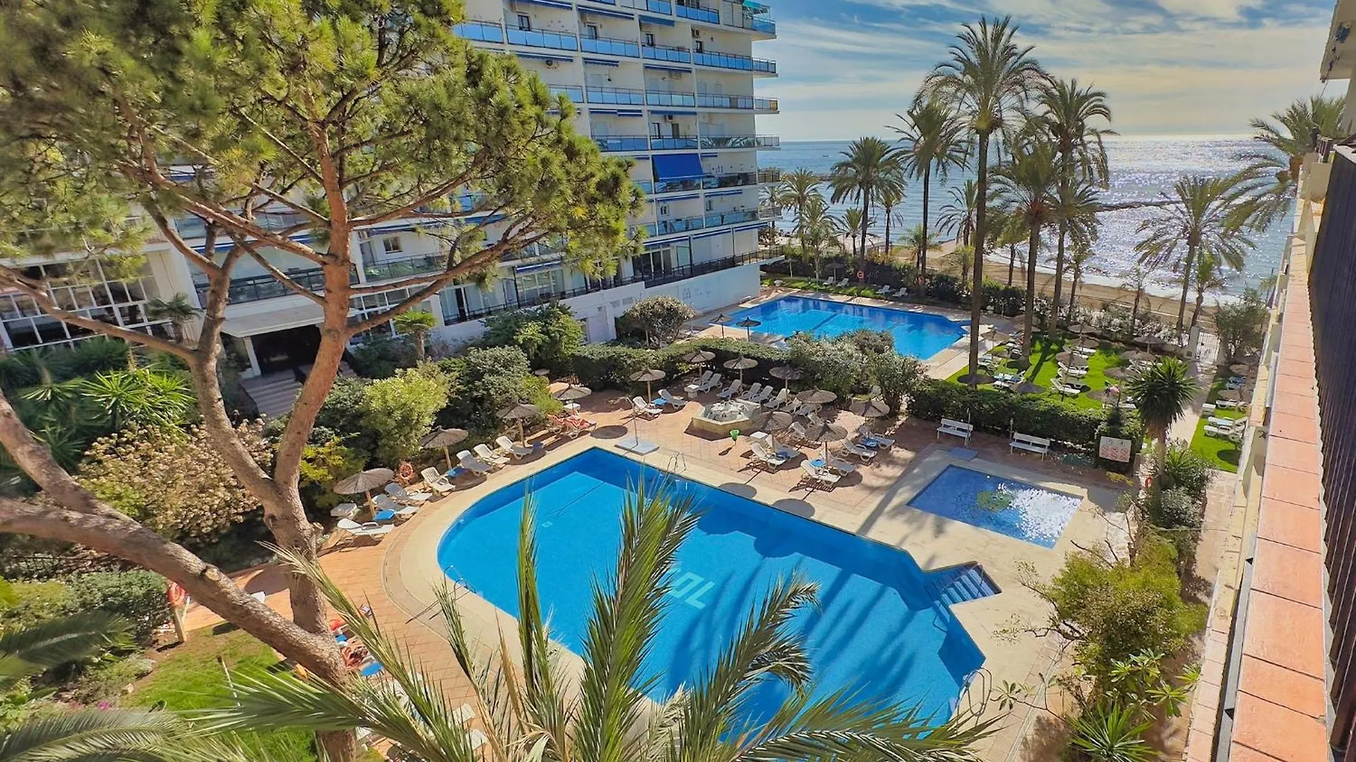Skol 424 Stunning One-Bedroom Apartment With Sea Views Marbella