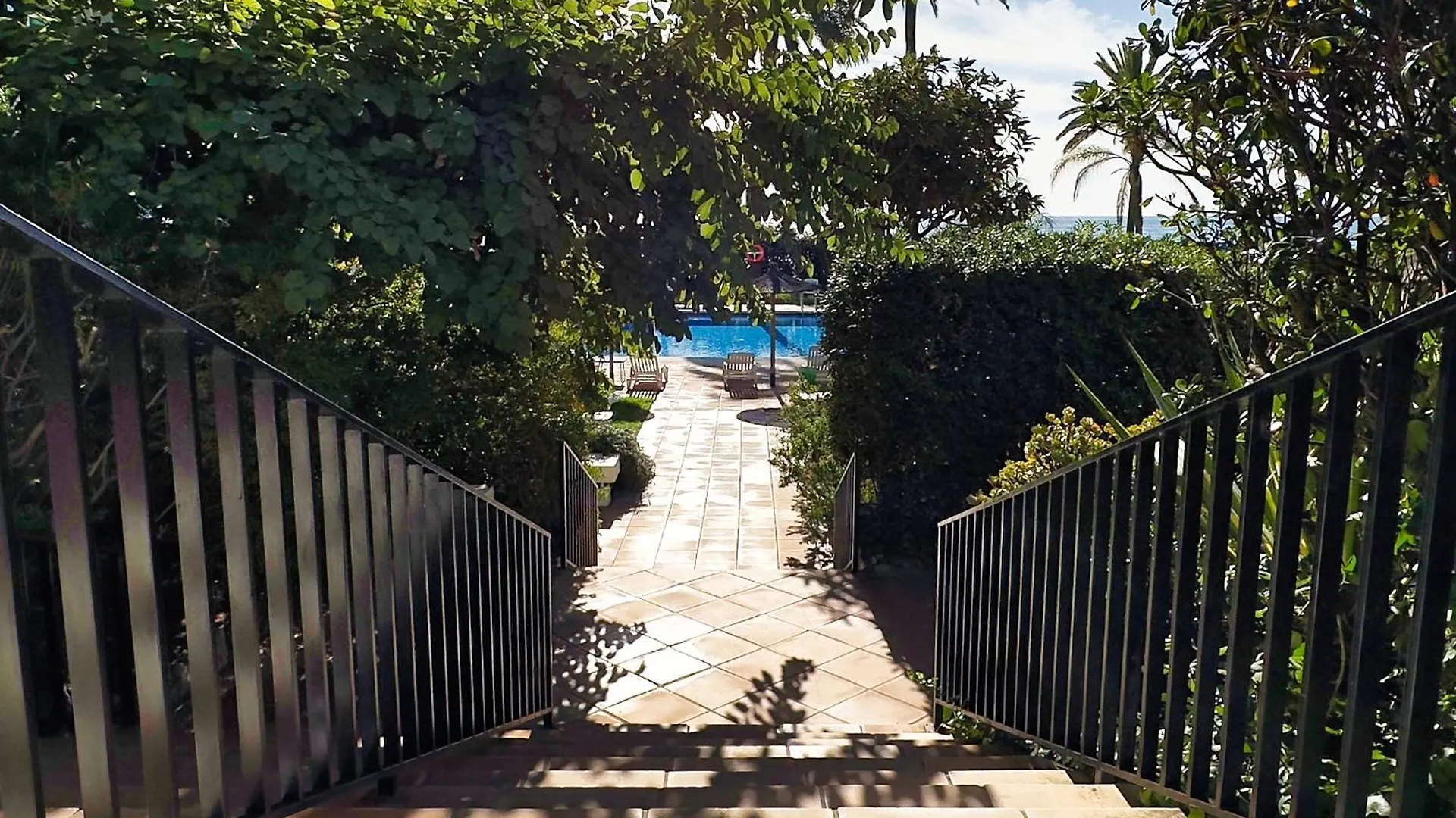 Skol 424 Stunning One-Bedroom Apartment With Sea Views Marbella